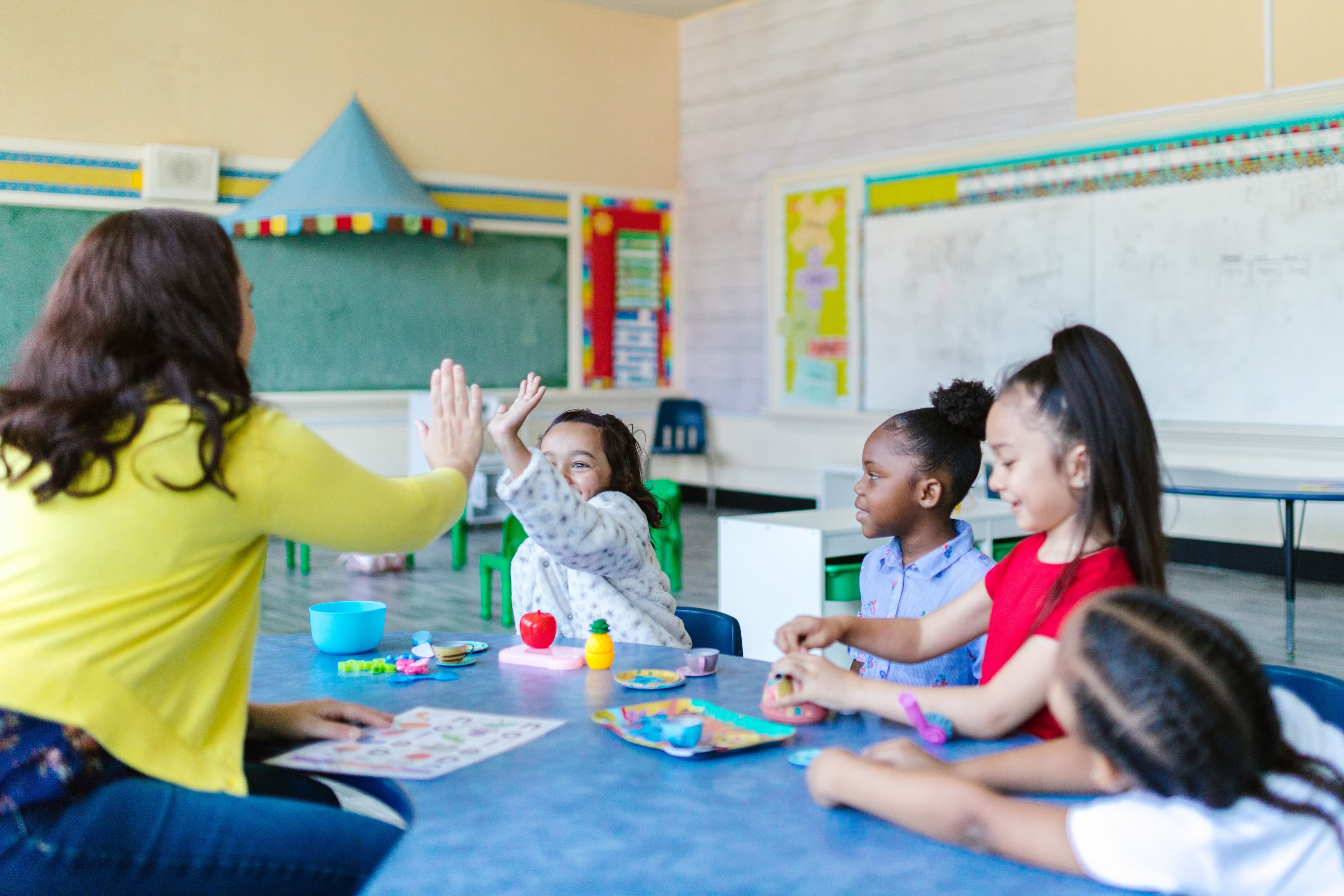 Tutor working with young students in Toronto